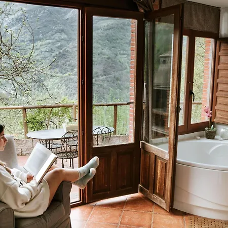 Jacuzzi- Kamin- Grill Und Spektakulaere Aussicht By Interhome