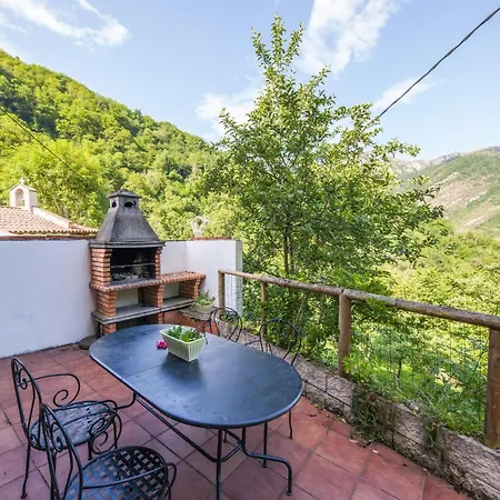 Jacuzzi- Kamin- Grill Und Spektakulaere Aussicht By Interhome *