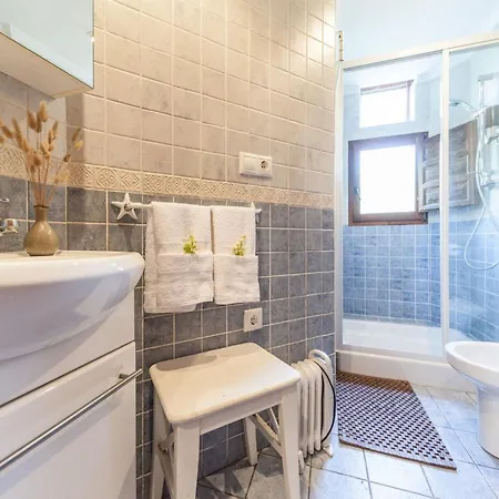 Jacuzzi- Kamin- Grill Und Spektakulaere Aussicht By Interhome *