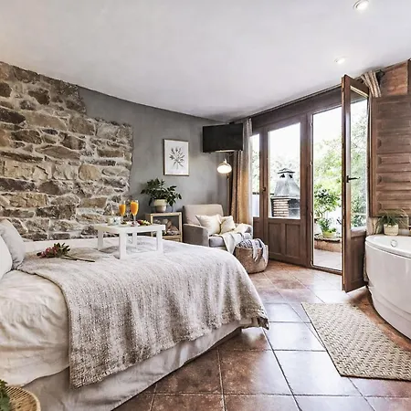 Jacuzzi- Kamin- Grill Und Spektakulaere Aussicht By Interhome *
