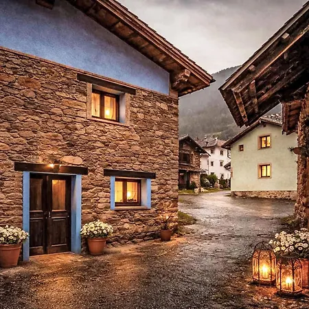 Jacuzzi- Kamin- Grill Und Spektakulaere Aussicht By Interhome