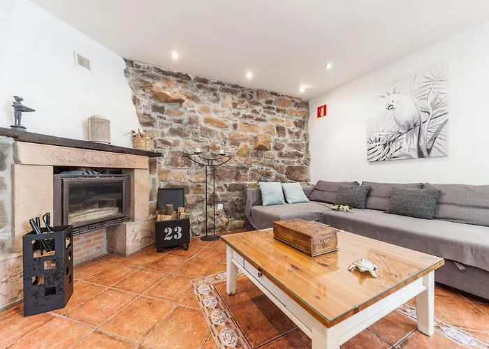 Jacuzzi- Kamin- Grill Und Spektakulaere Aussicht By Interhome Apartament